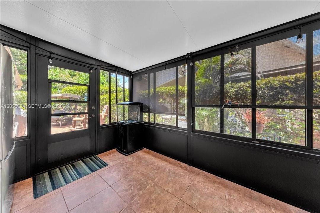 En Venta: $539,900 (4 camas, 2 baños, 1782 Pies cuadrados)