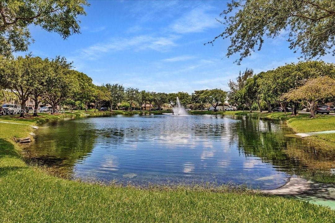 En Venta: $539,900 (4 camas, 2 baños, 1782 Pies cuadrados)