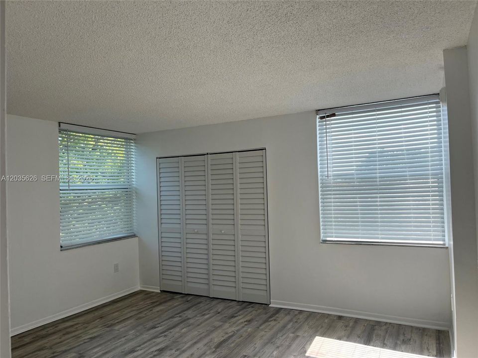 В аренду: $1,950 (1 спален, 1 ванн, 817 Квадратных фут)