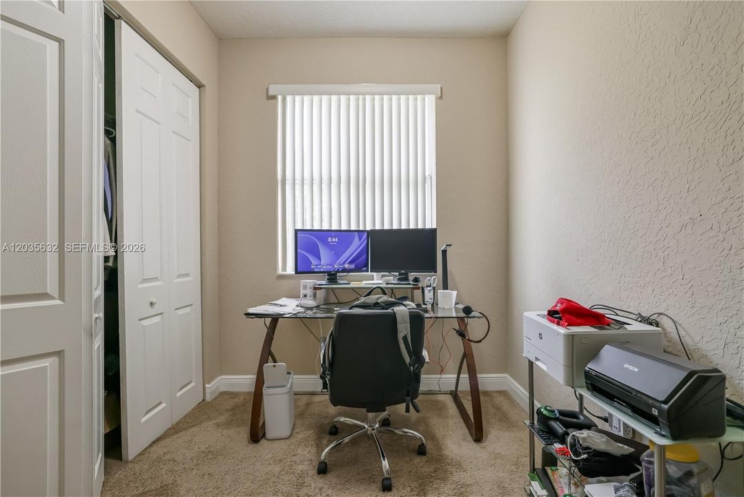 For Rent: $3,500 (3 beds, 2 baths, 2293 Square Feet)