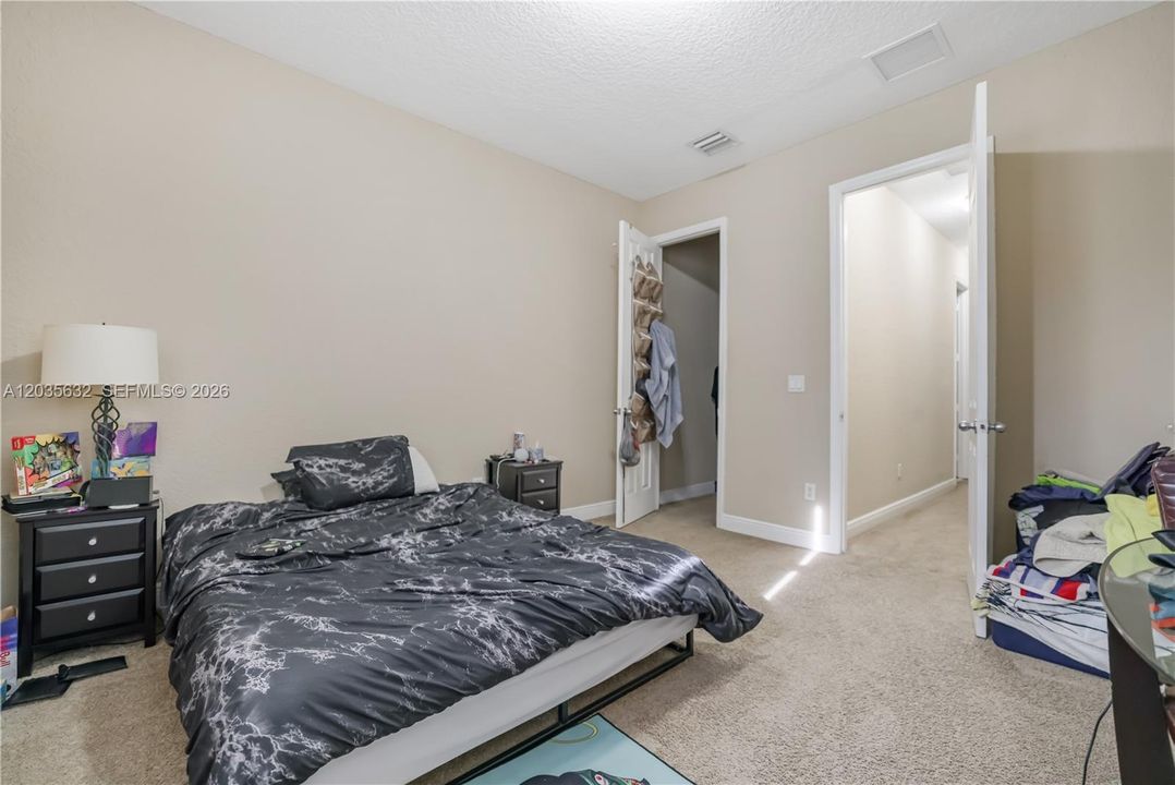 For Rent: $3,500 (3 beds, 2 baths, 2293 Square Feet)