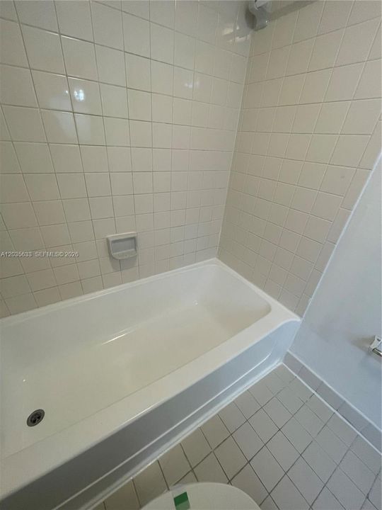В аренду: $2,295 (2 спален, 2 ванн, 992 Квадратных фут)