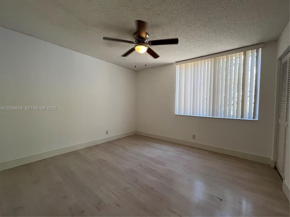 For Rent: $2,325 (3 beds, 2 baths, 1170 Square Feet)