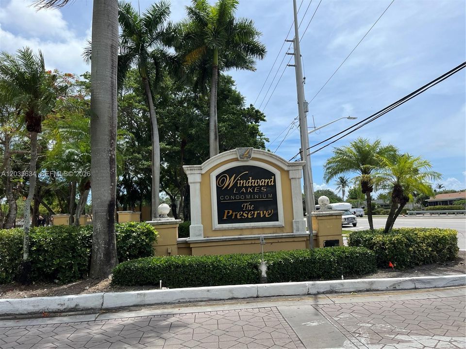 For Rent: $2,325 (3 beds, 2 baths, 1170 Square Feet)