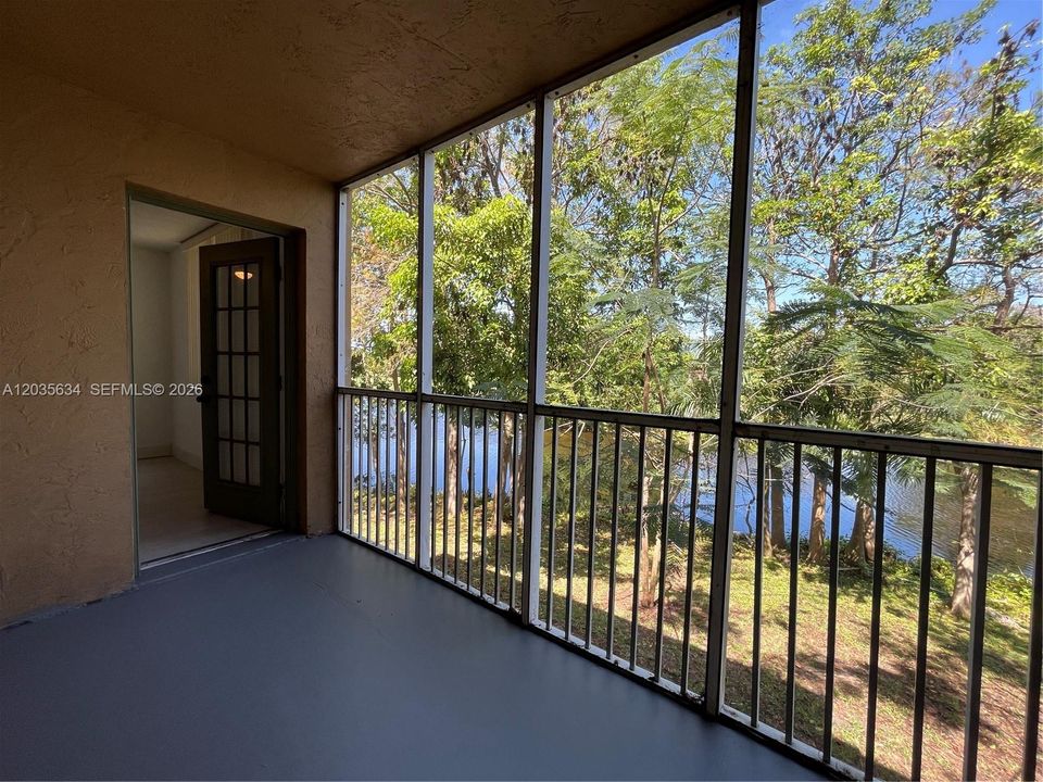 For Rent: $2,325 (3 beds, 2 baths, 1170 Square Feet)