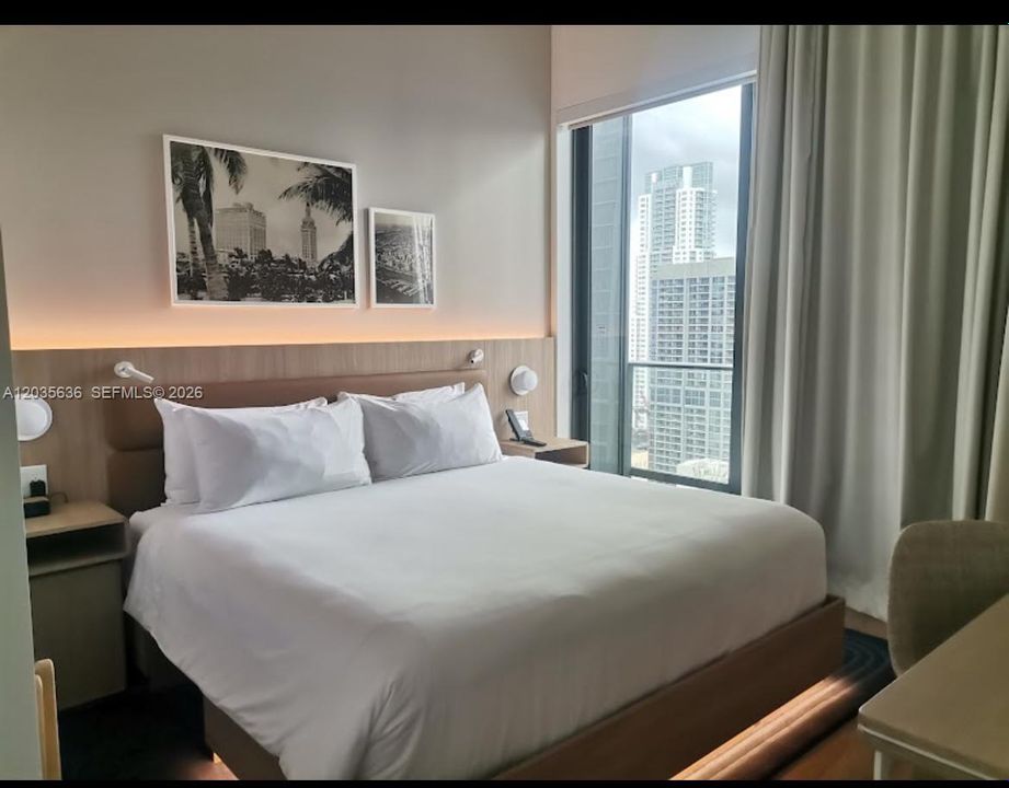 For Sale: $399,000 (0 beds, 1 baths, 410 Square Feet)