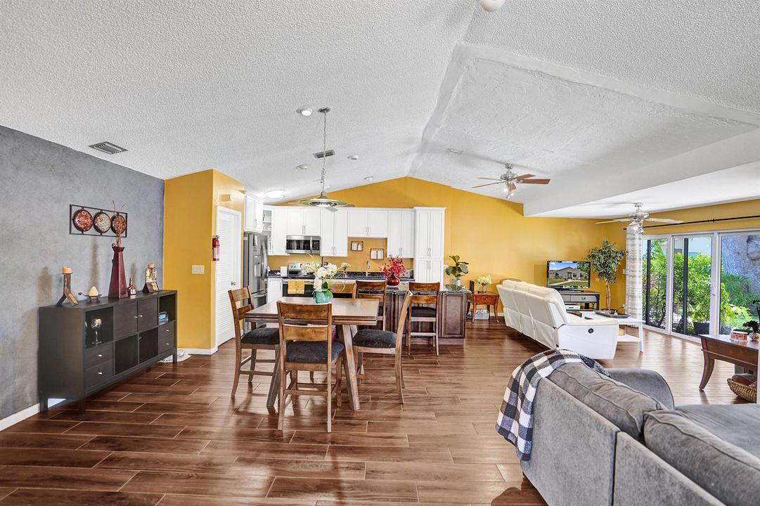 2915 NW 12th Street, D