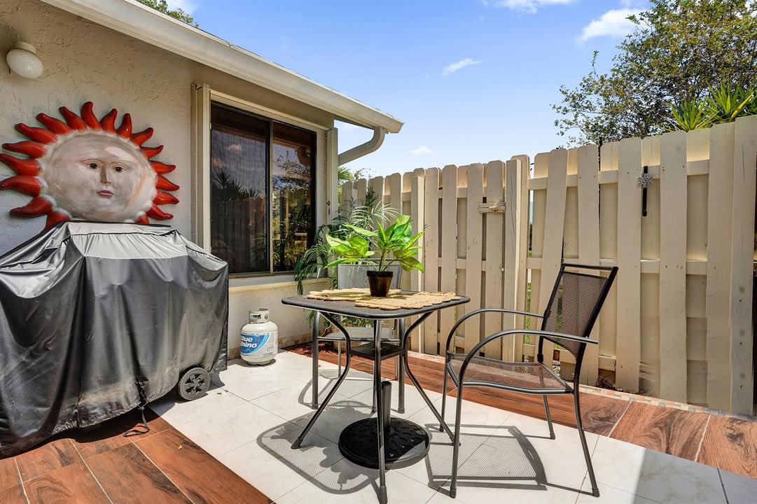 2915 NW 12th Street, D