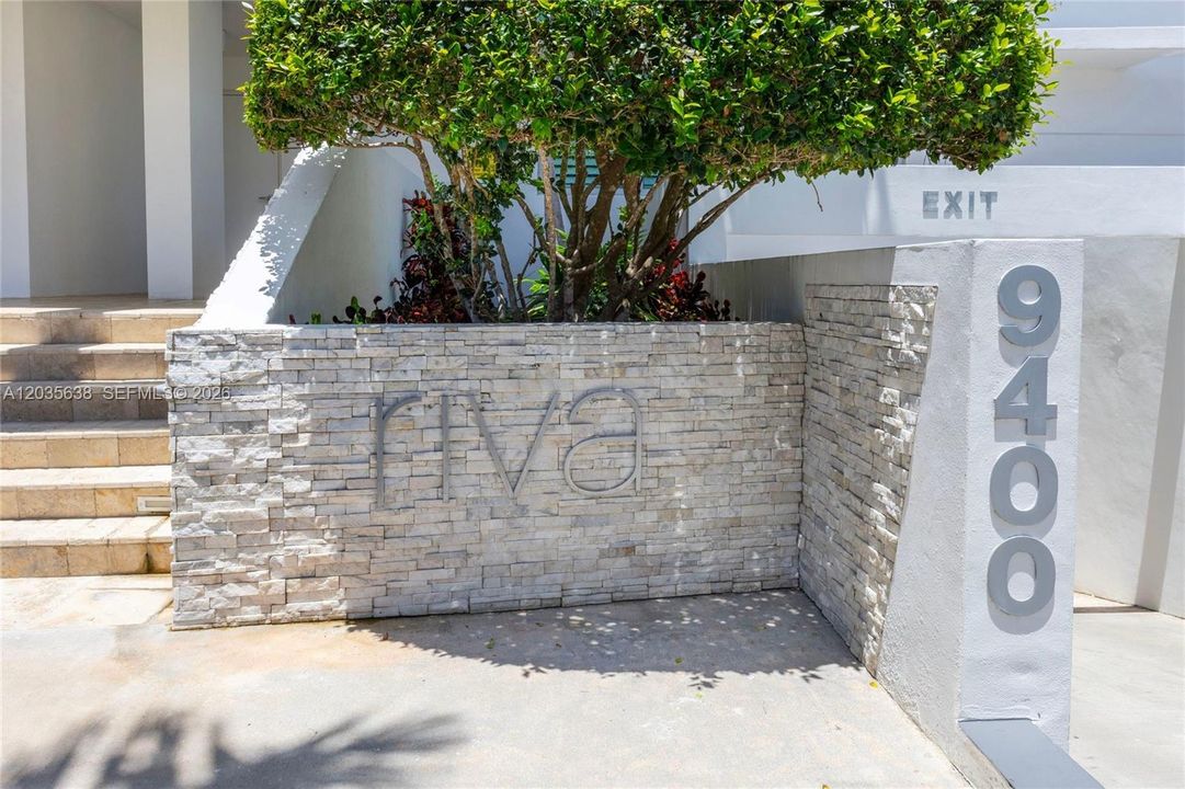 En Venta: $2,250,000 (4 camas, 4 baños, 2483 Pies cuadrados)
