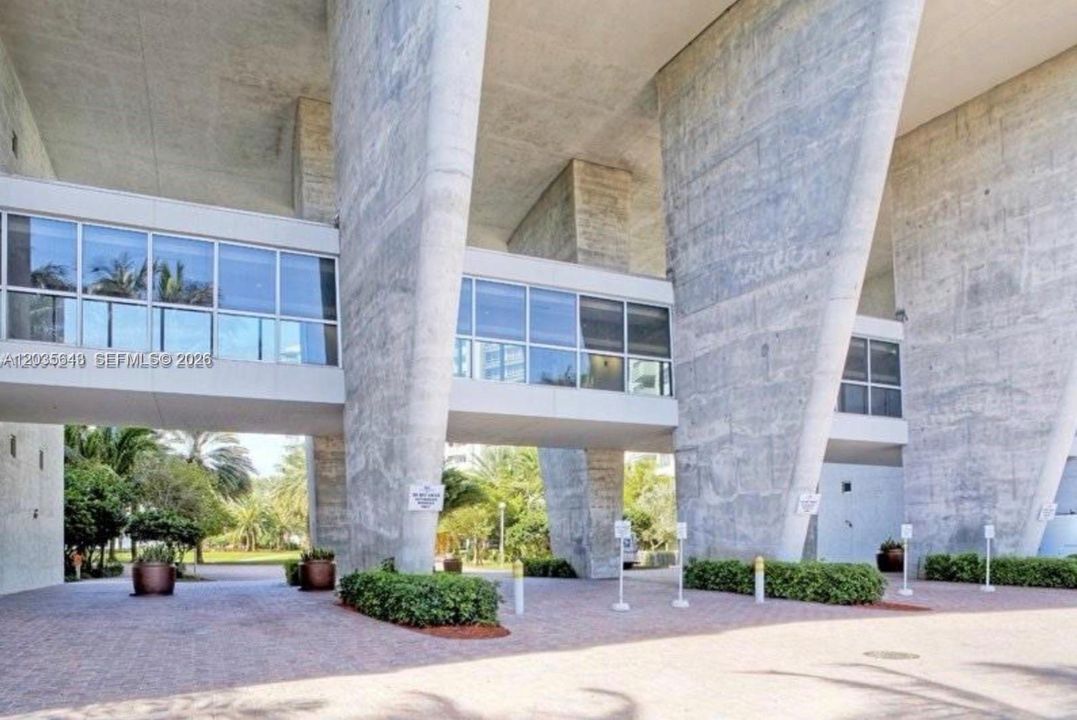 В аренду: $2,650 (1 спален, 1 ванн, 770 Квадратных фут)