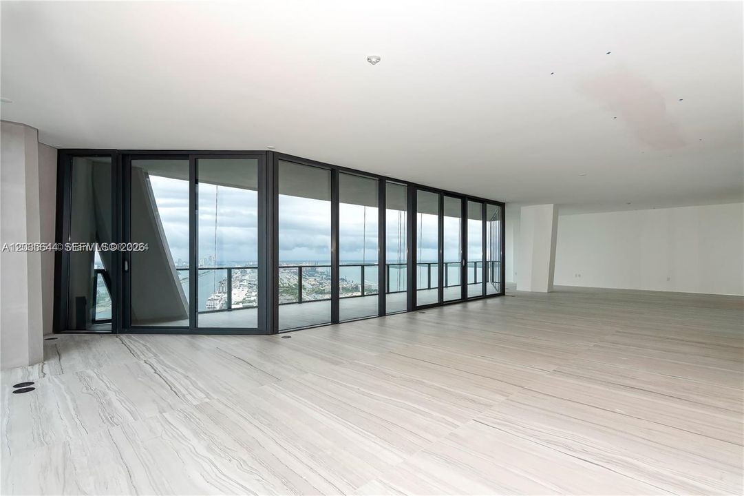 For Sale: $7,185,000 (4 beds, 5 baths, 4755 Square Feet)