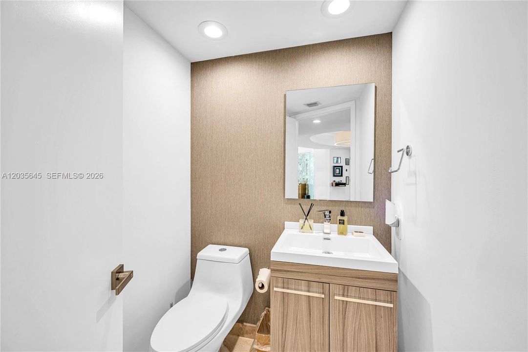 For Sale: $1,195,000 (3 beds, 2 baths, 1457 Square Feet)