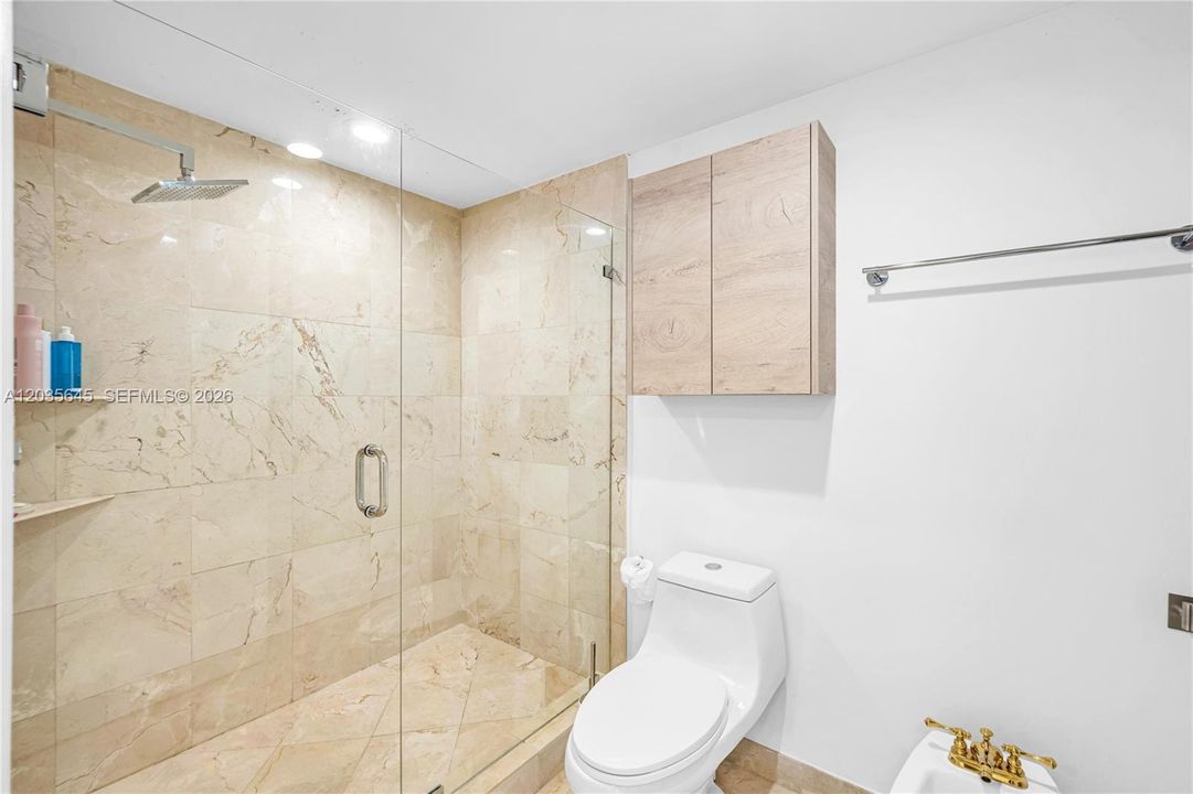 For Sale: $1,195,000 (3 beds, 2 baths, 1457 Square Feet)
