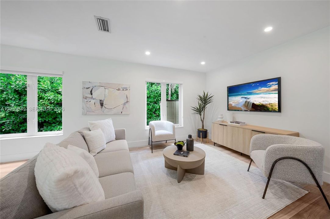 For Sale: $1,950,000 (3 beds, 3 baths, 1799 Square Feet)