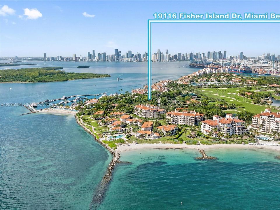 En Venta: $4,100,000 (3 camas, 3 baños, 2049 Pies cuadrados)