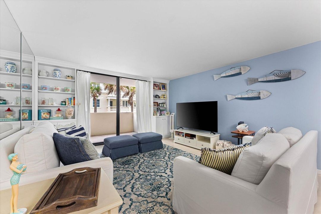 09-145 S Ocean Ave #208, Palm Beach Shor