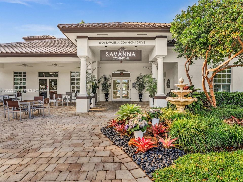 For Sale: $1,100,000 (5 beds, 3 baths, 2672 Square Feet)