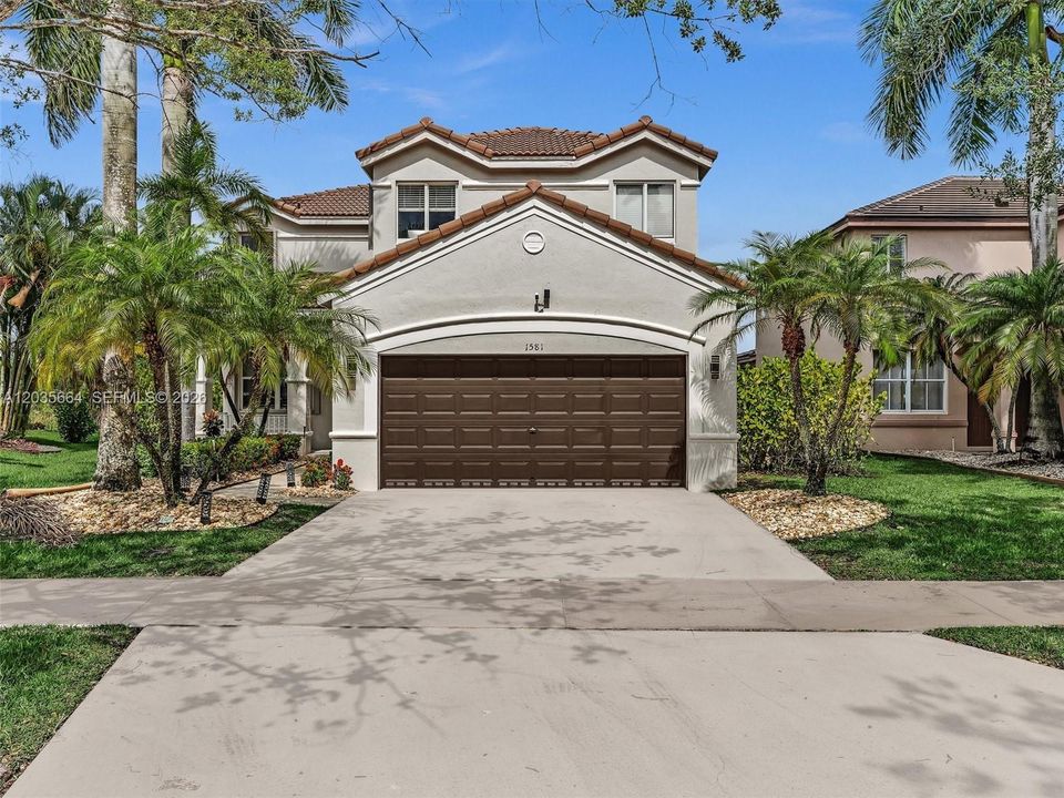 Welcome to 1581 Winterberry Ln, Weston FL
