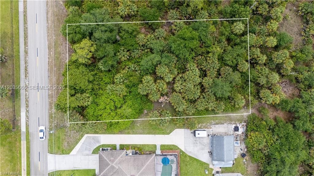Недавно продано: $33,000 (21,784.00 acres)