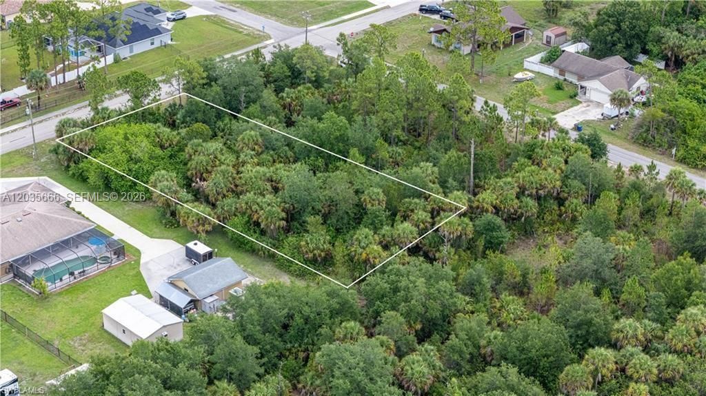 Недавно продано: $33,000 (21,784.00 acres)