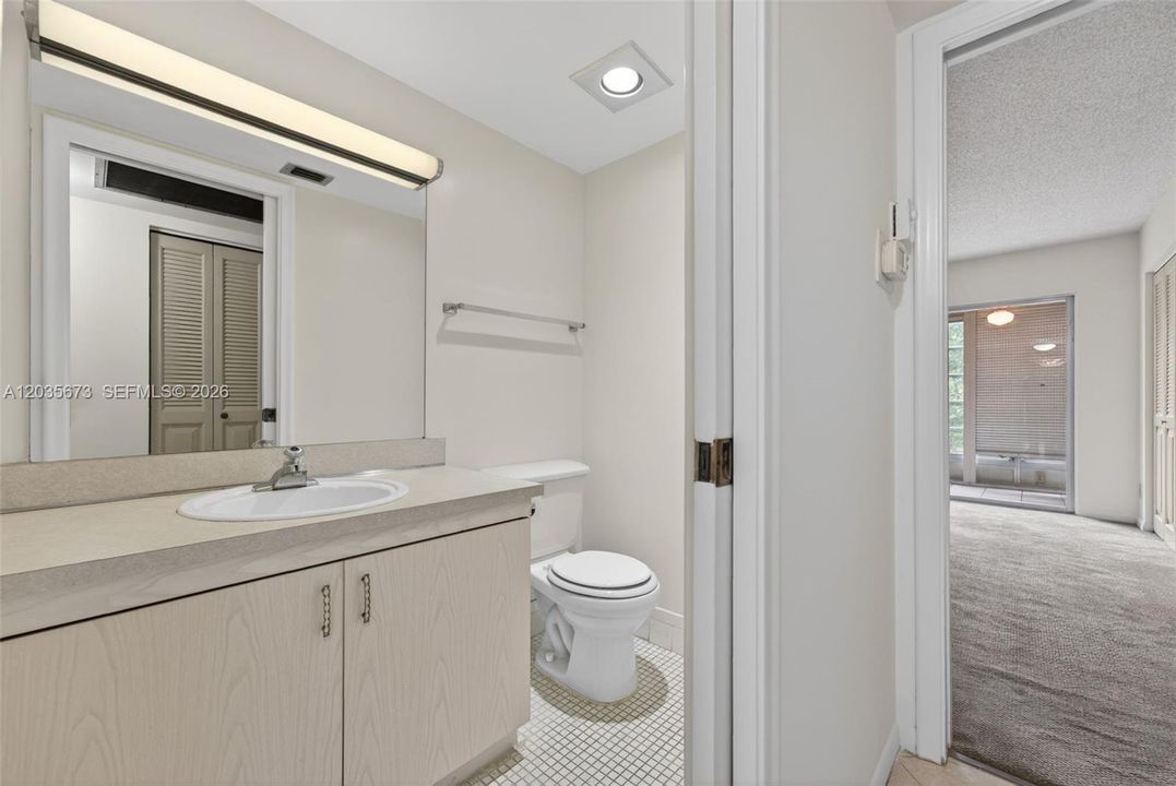 В аренду: $1,250 (1 спален, 1 ванн, 798 Квадратных фут)