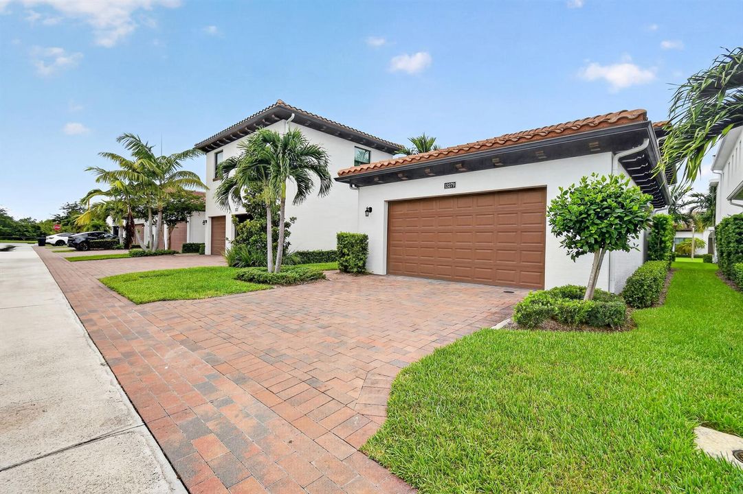 13279MachiavelliWay(68)