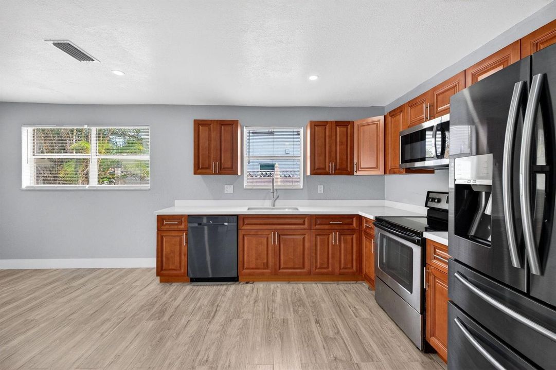 13-web-or-mls-699A4385