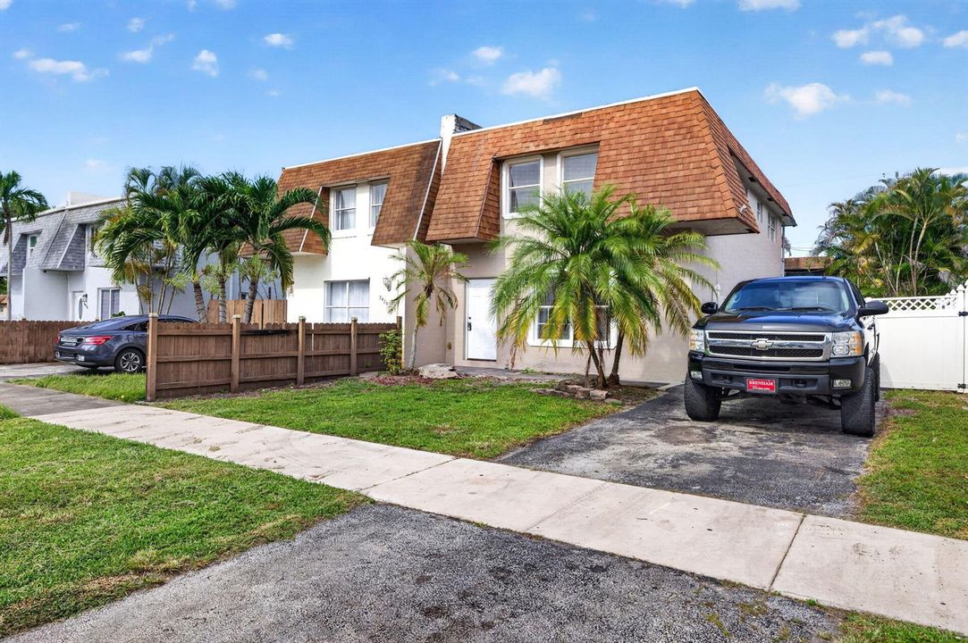 3-web-or-mls-699A4290