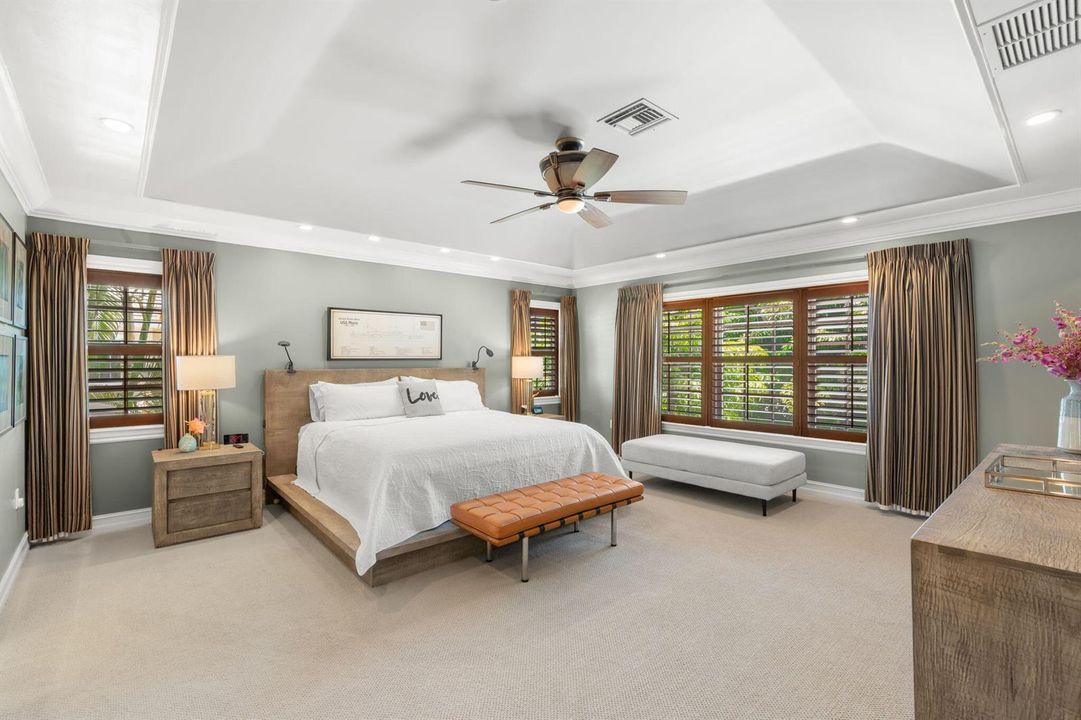 30-web-or-mls-633 NE 20th St, Wilton Man