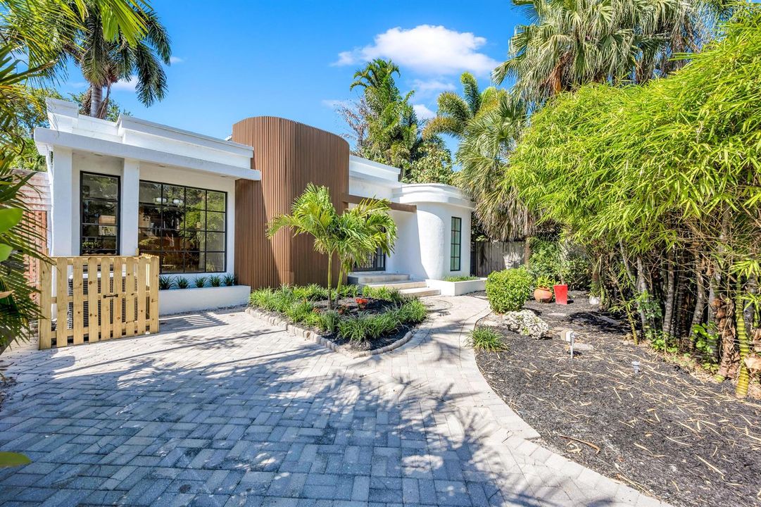 1413 NE 4TH CT-3