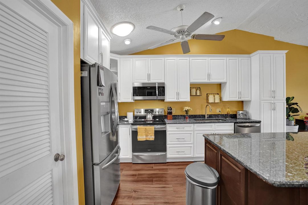 2915 NW 12th Street, D