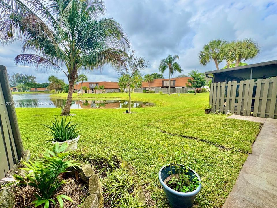 For Rent: $3,250 (3 beds, 2 baths, 1648 Square Feet)