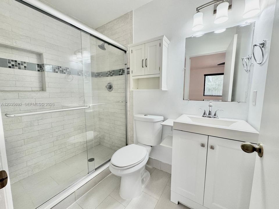 For Rent: $3,250 (3 beds, 2 baths, 1648 Square Feet)