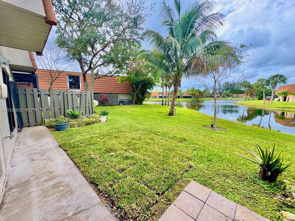 For Rent: $3,250 (3 beds, 2 baths, 1648 Square Feet)
