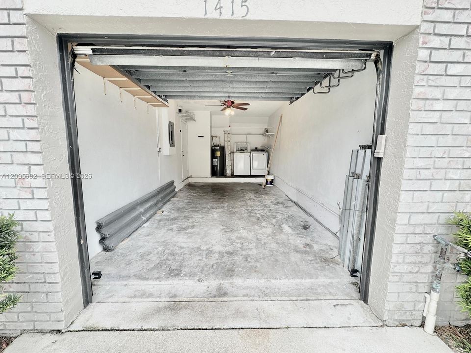 For Rent: $3,250 (3 beds, 2 baths, 1648 Square Feet)