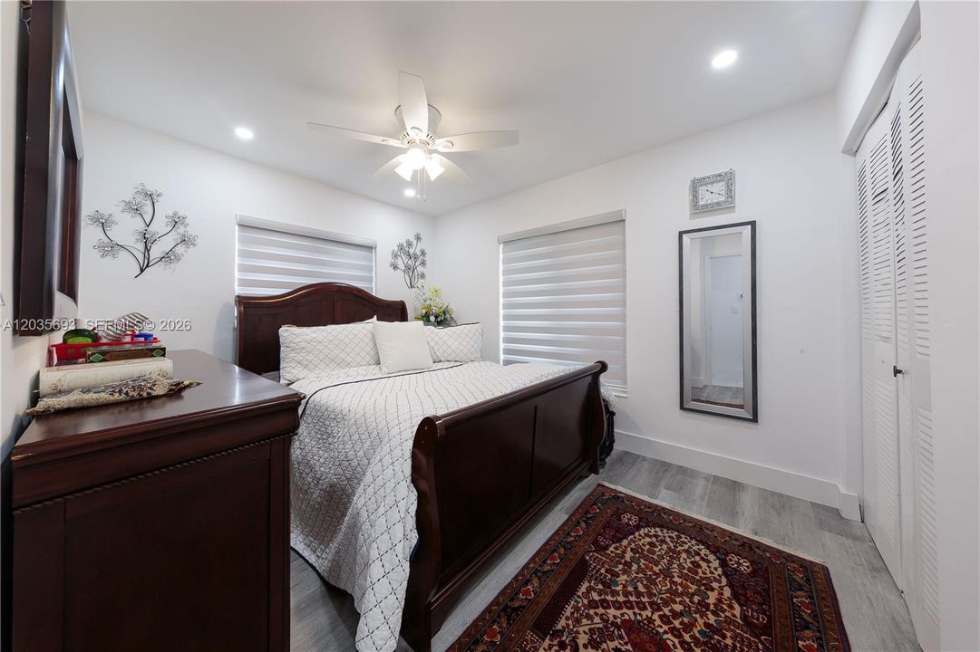 En Renta: $4,200 (4 camas, 3 baños, 1411 Pies cuadrados)