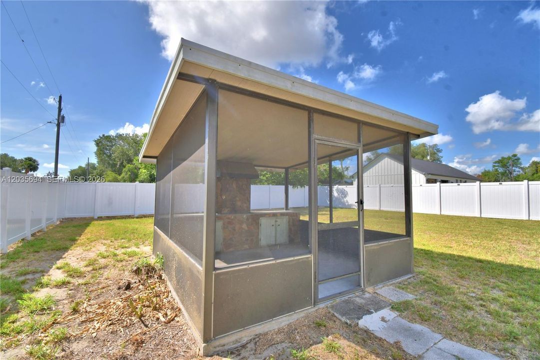 En Venta: $275,000 (3 camas, 2 baños, 0 Pies cuadrados)