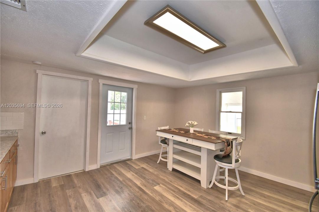 En Venta: $275,000 (3 camas, 2 baños, 0 Pies cuadrados)