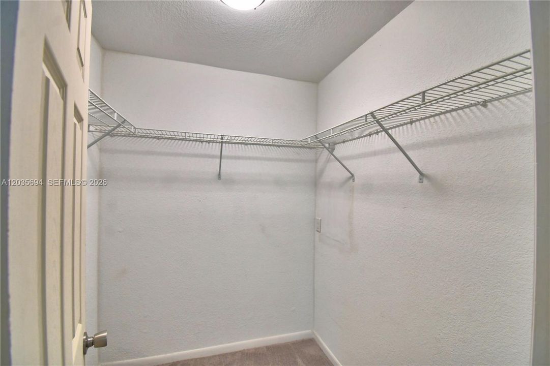 En Venta: $275,000 (3 camas, 2 baños, 0 Pies cuadrados)