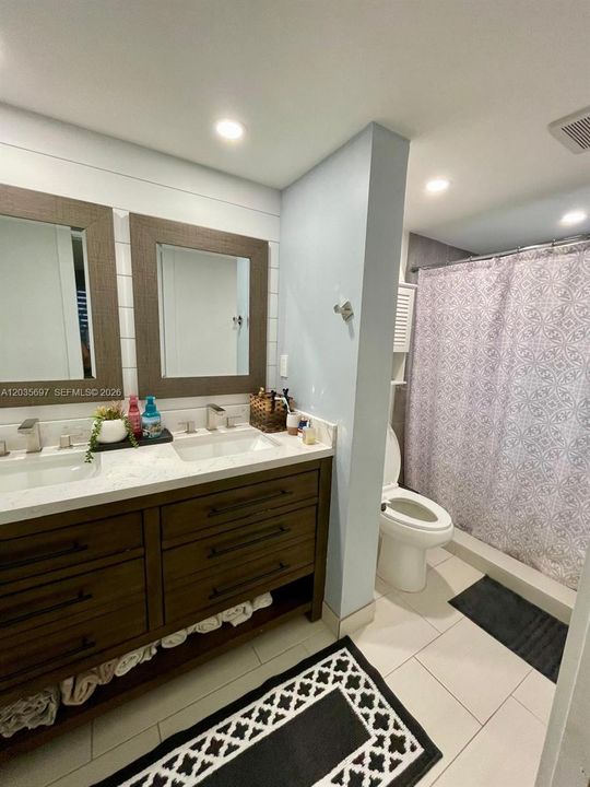 For Rent: $2,200 (2 beds, 2 baths, 1150 Square Feet)
