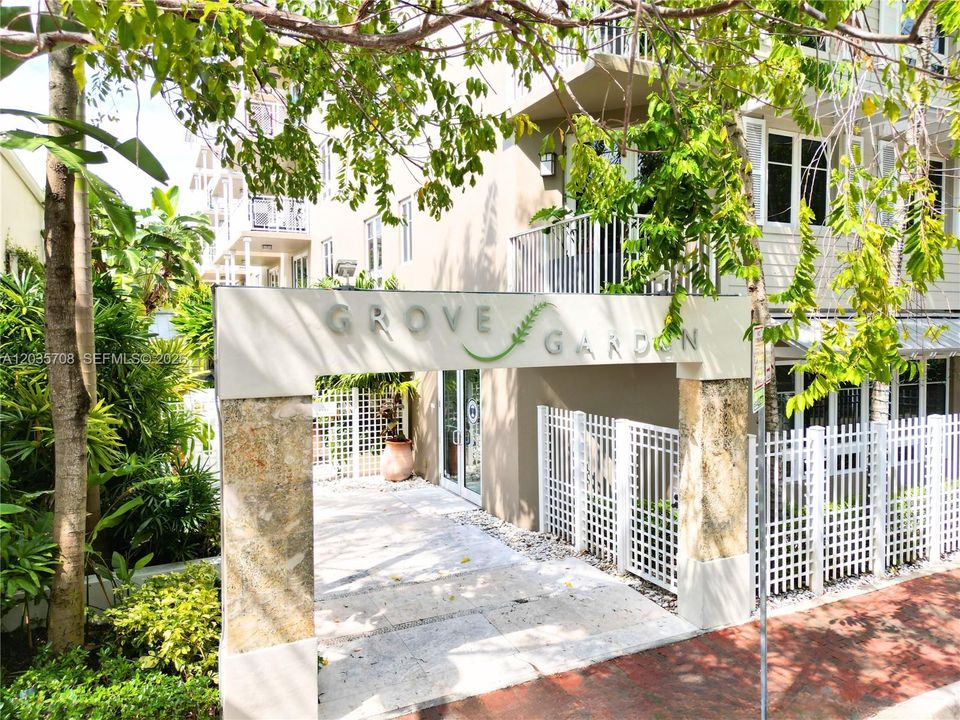 For Rent: $8,750 (2 beds, 2 baths, 1773 Square Feet)