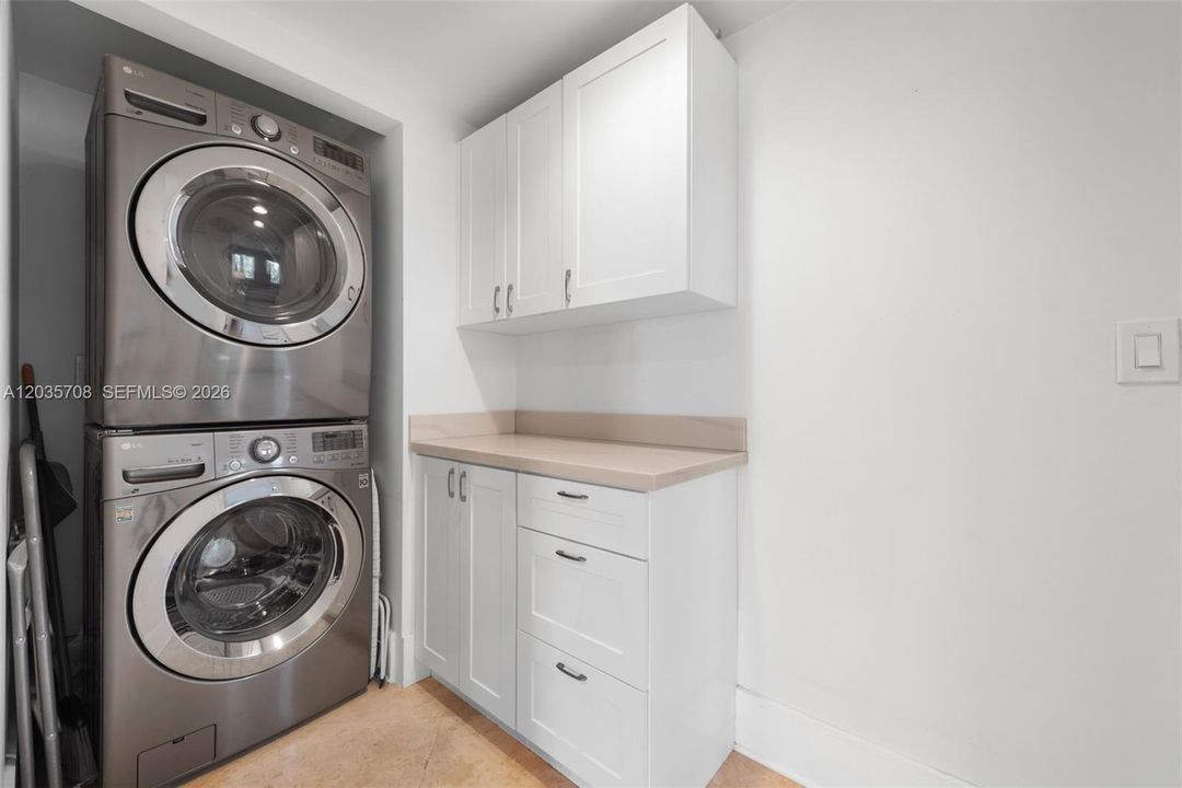 For Rent: $8,750 (2 beds, 2 baths, 1773 Square Feet)