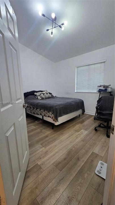 For Rent: $2,100 (2 beds, 2 baths, 817 Square Feet)
