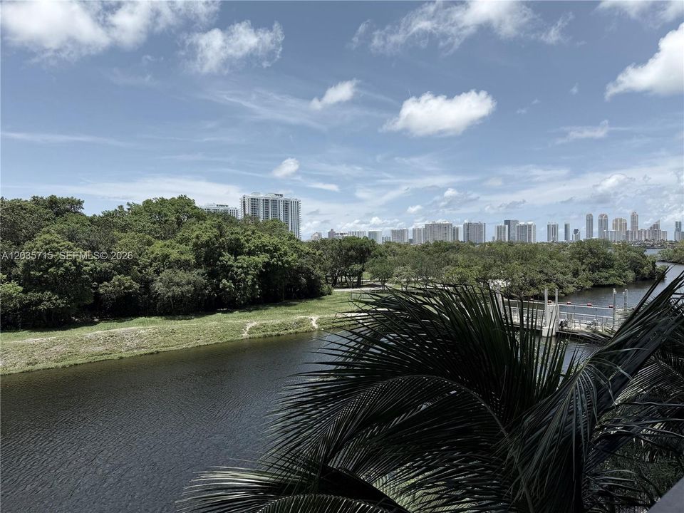 For Rent: $3,547 (2 beds, 2 baths, 0 Square Feet)