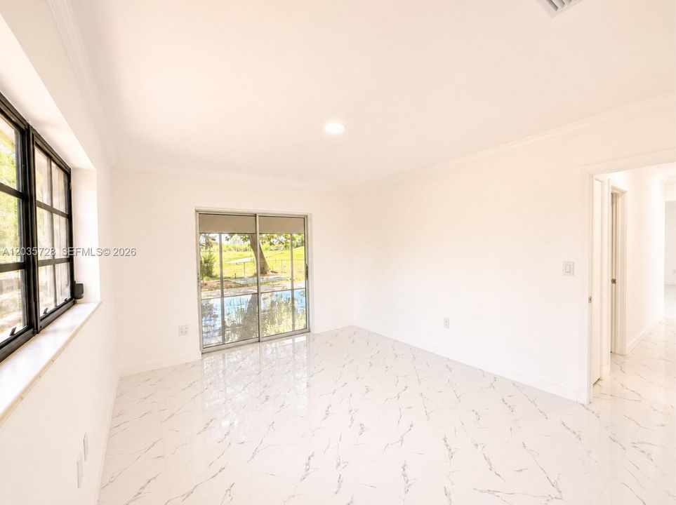 En Renta: $5,900 (3 camas, 2 baños, 2141 Pies cuadrados)