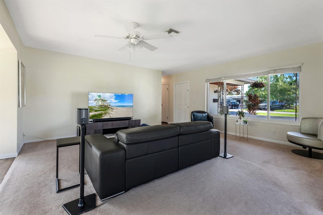 1777NE46thStOaklandPark-8