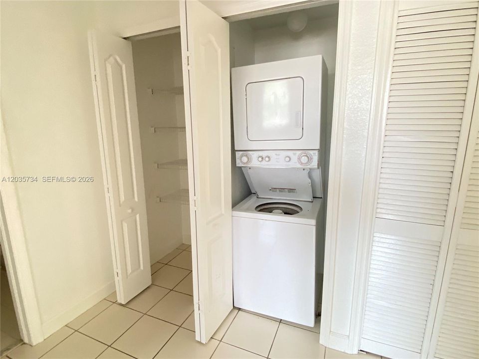 En Renta: $1,900 (3 camas, 2 baños, 1182 Pies cuadrados)