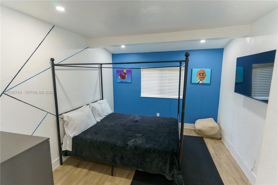 En Venta: $524,900 (4 camas, 3 baños, 1536 Pies cuadrados)