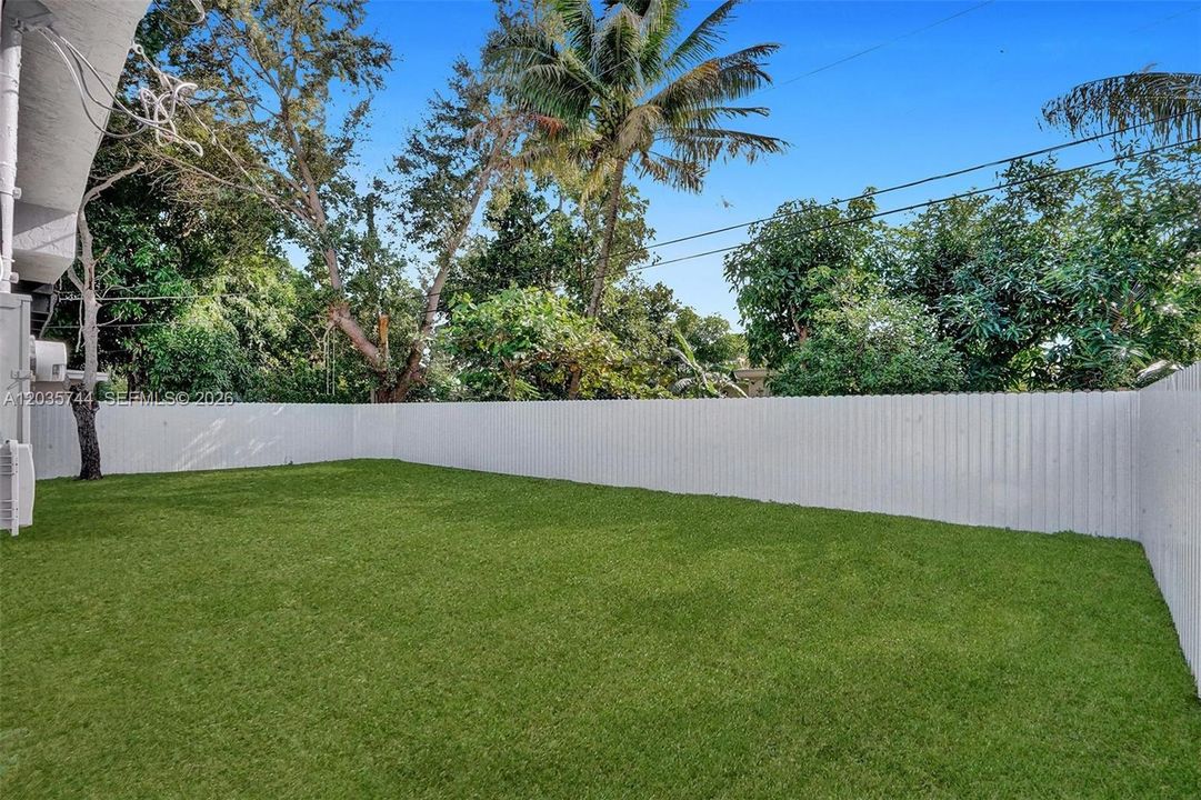 En Venta: $524,900 (4 camas, 3 baños, 1536 Pies cuadrados)