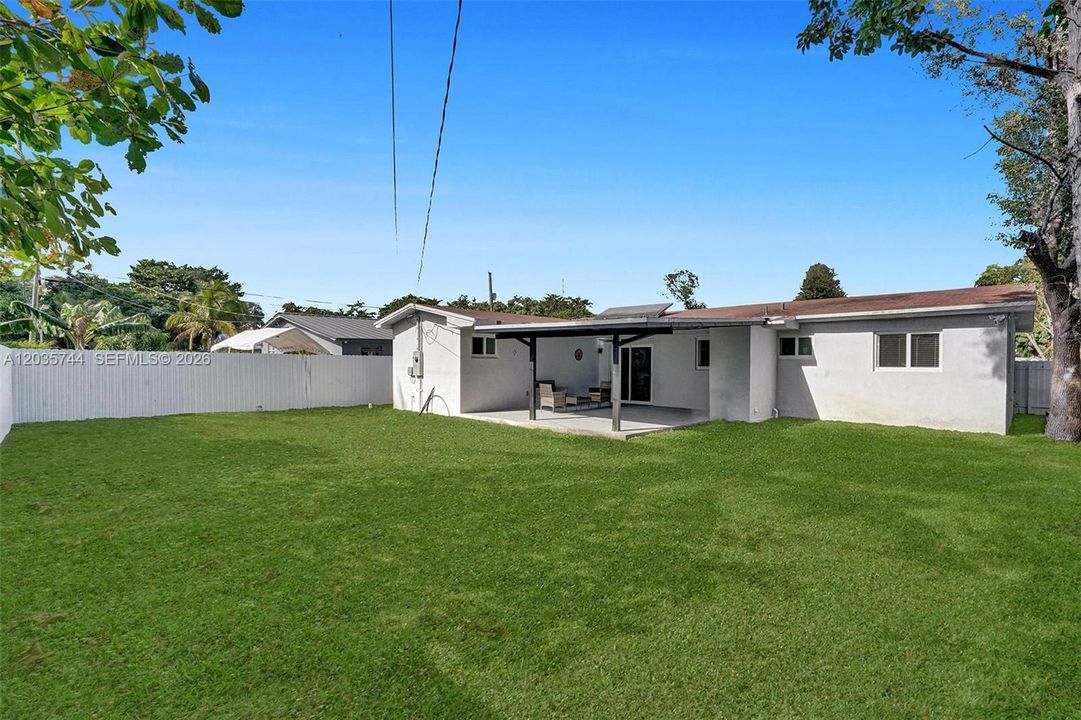 En Venta: $524,900 (4 camas, 3 baños, 1536 Pies cuadrados)